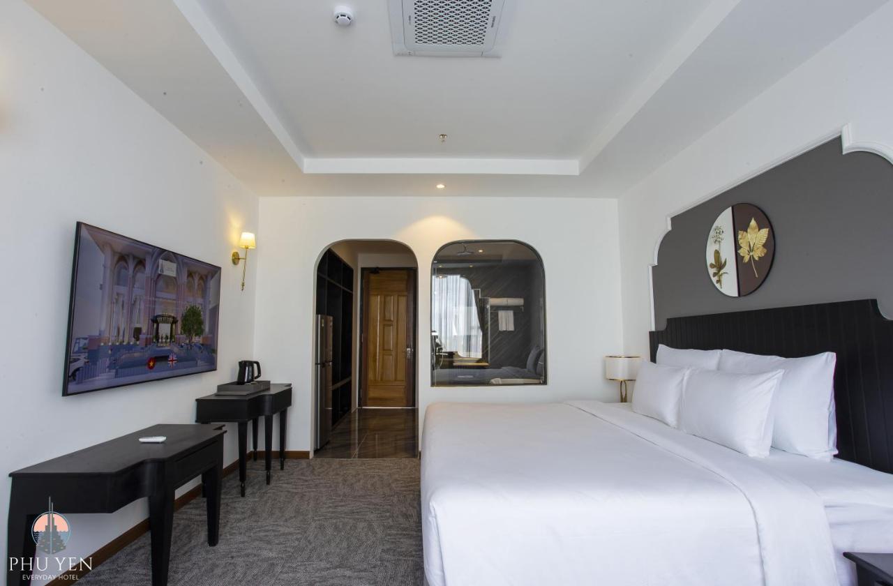 Phu Yen Everyday Hotel Tuy Hoa Exterior photo