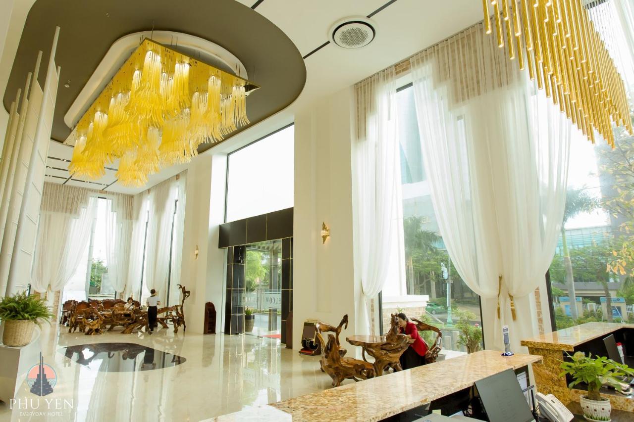 Phu Yen Everyday Hotel Tuy Hoa Exterior photo